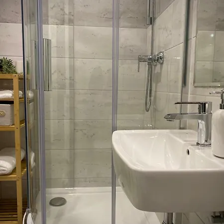 Novy Moderny Sapex 