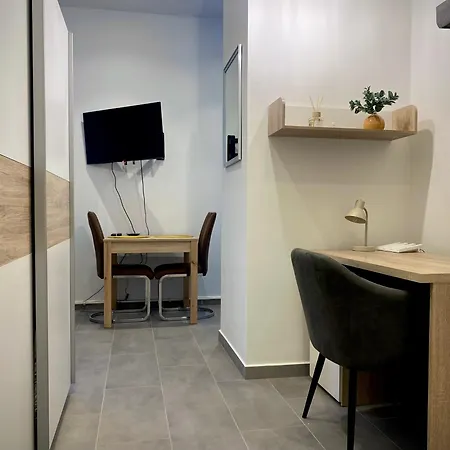 Novy Moderny Sapex 